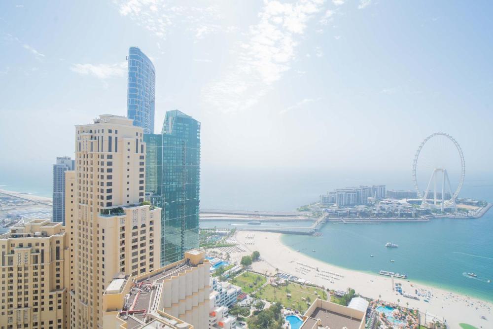 JBR Amwaj 4 , Upgraded Sea and Ain Dubai Views, 2m walk to Beach By Gardenia Suitse