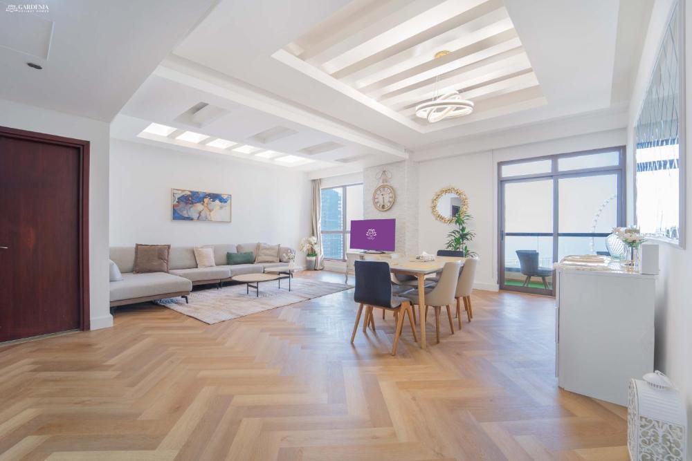 JBR Amwaj 4 , Upgraded Sea and Ain Dubai Views, 2m walk to Beach By Gardenia Suitse