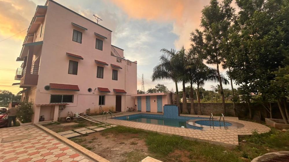 BREEZE VALLEY RESIDENCY