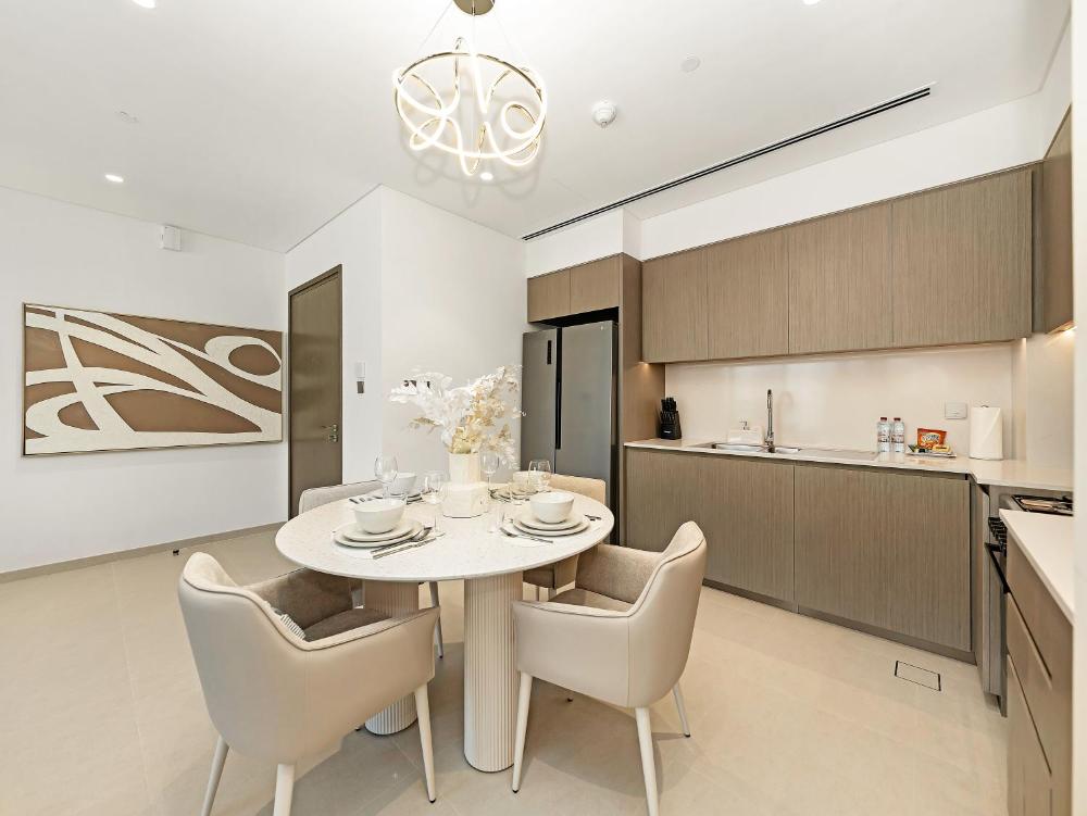 SmartStay at Grande Signature - Burj Khalifa View - 5 min Dubai Mall - Downtown Dubai - Brand New Lu