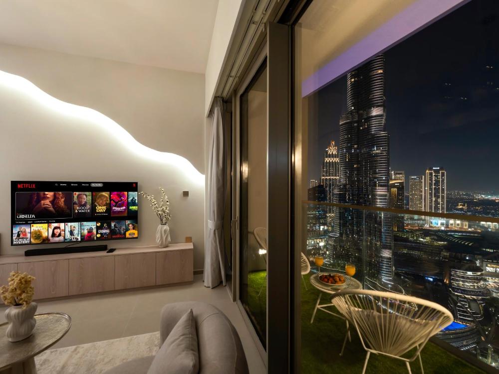SmartStay at Grande Signature - Burj Khalifa View - 5 min Dubai Mall - Downtown Dubai - Brand New Lu