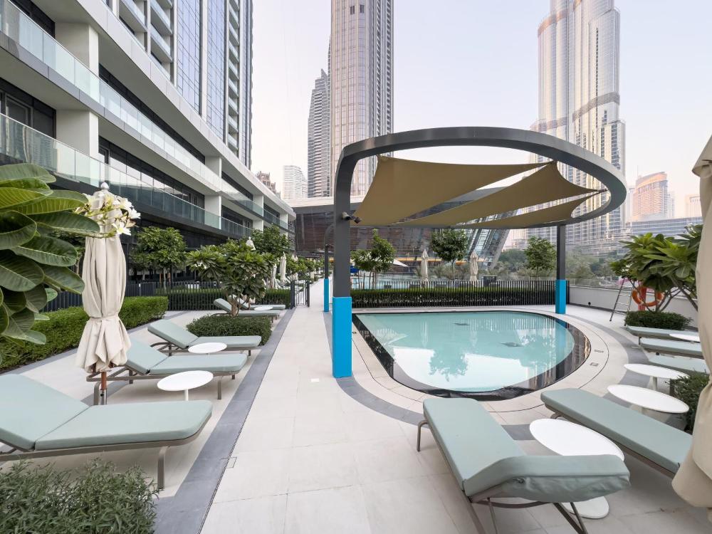 SmartStay at Grande Signature - Burj Khalifa View - 5 min Dubai Mall - Downtown Dubai - Brand New Lu