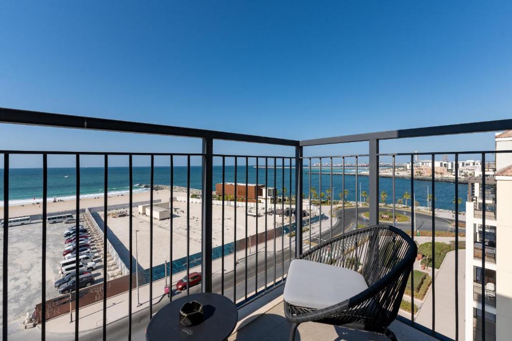 La Cote, Port de La Mer, Jumeirah 1 - Mint Stay