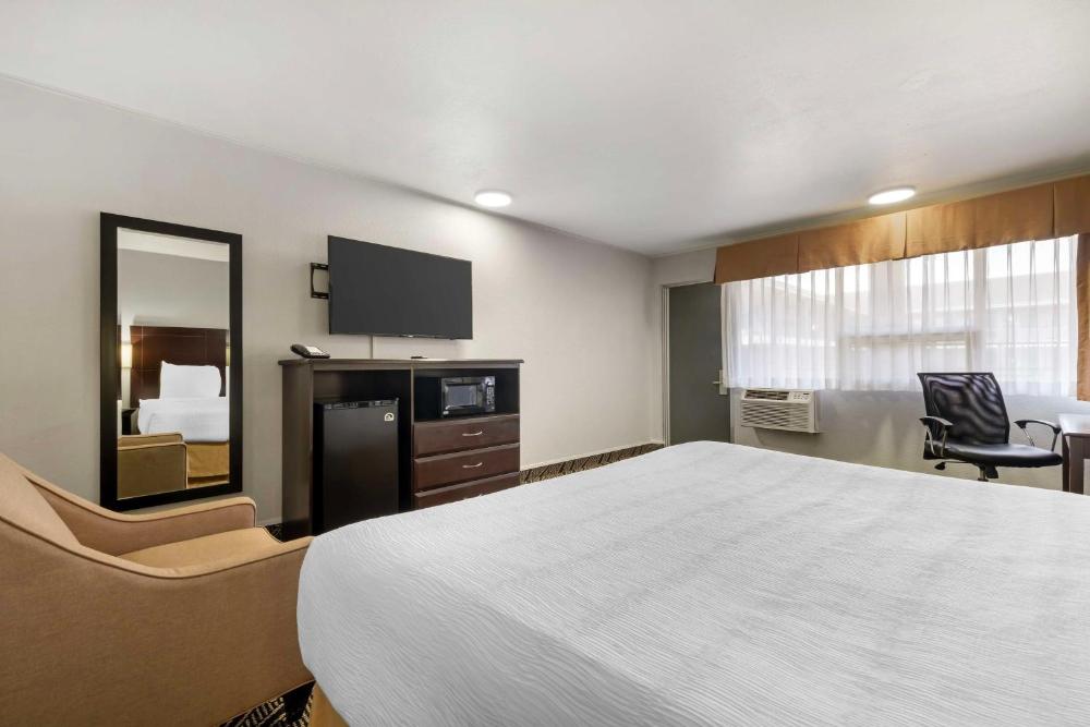 Room image 2