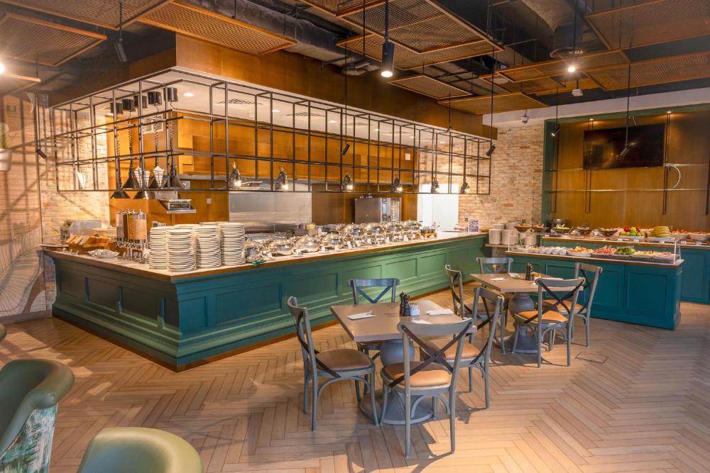 Premier Inn Dubai Barsha Heights