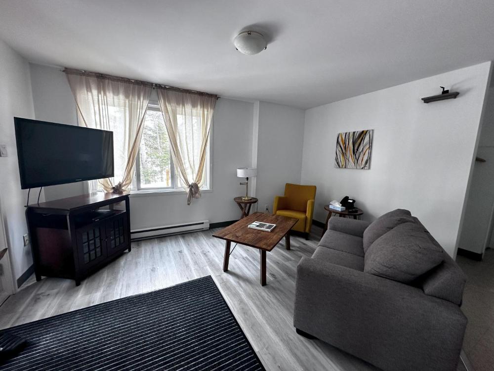 Room image 5