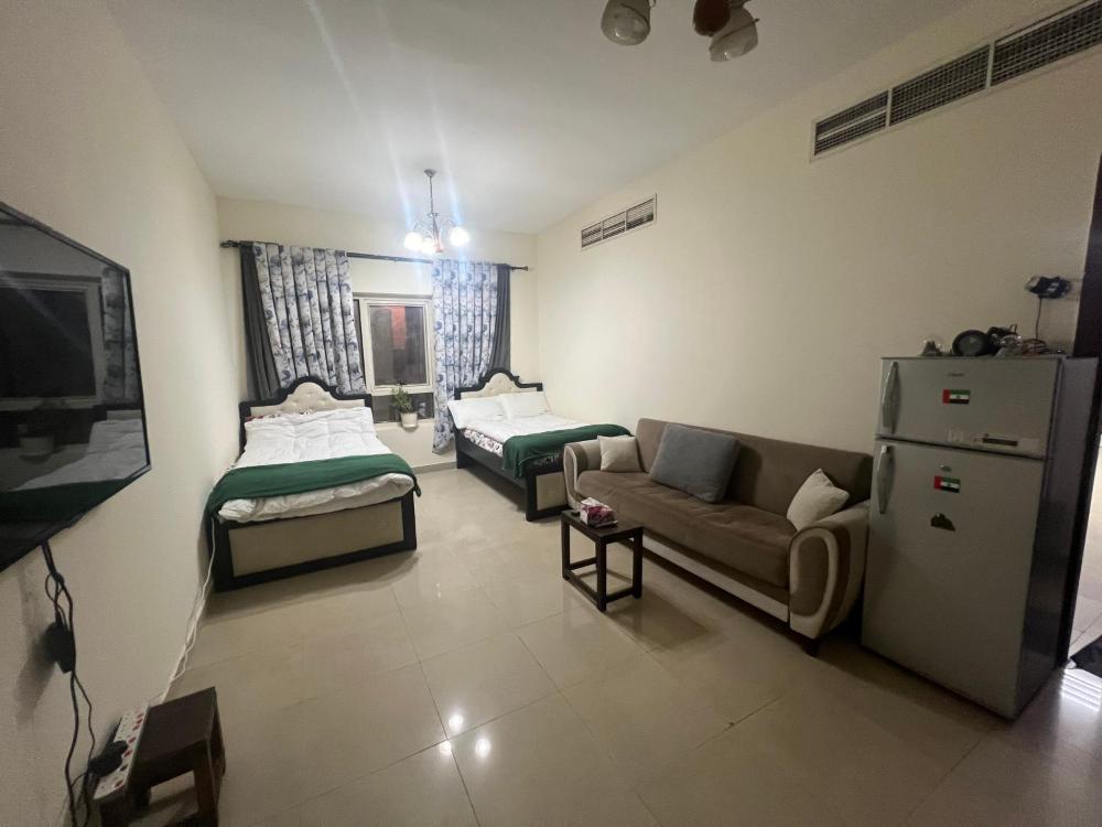 Pure zamzam Guest House At Al nahda Sharjah Dubai Border-FAMILY ONLY