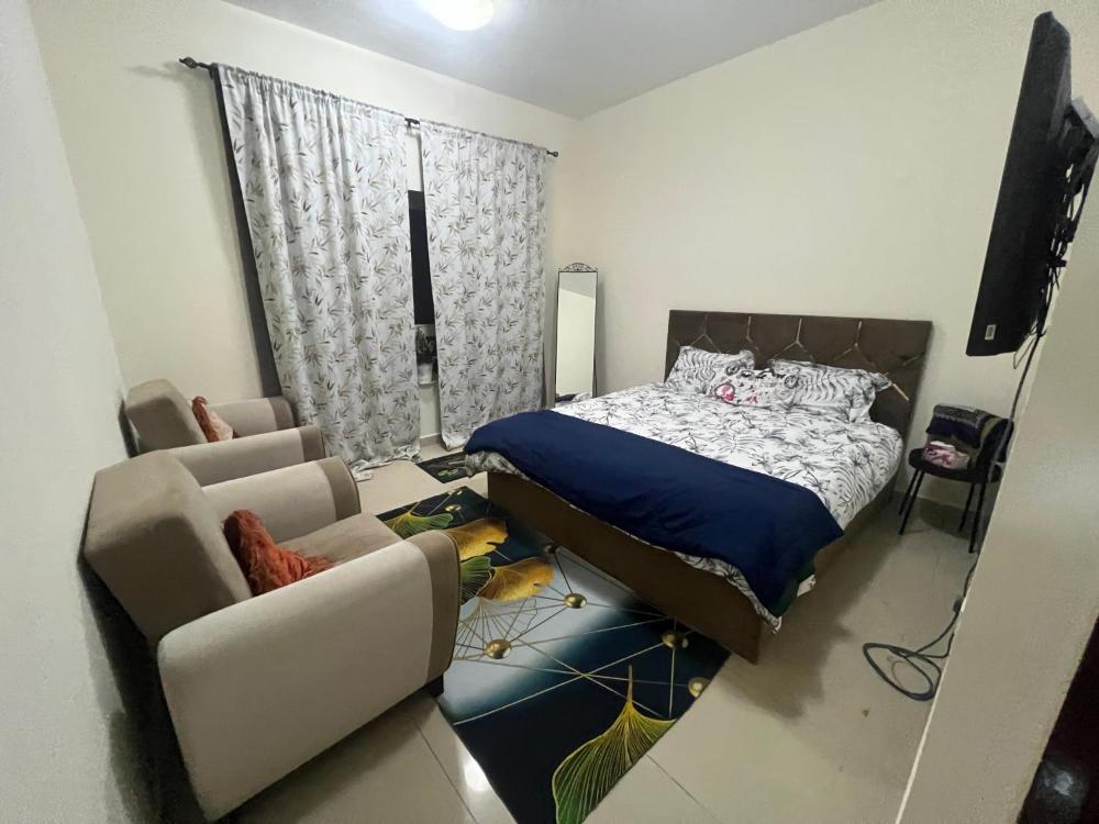 Pure zamzam Guest House At Al nahda Sharjah Dubai Border-FAMILY ONLY