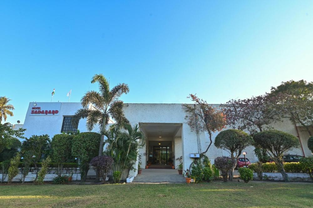 Hotel Sadanand