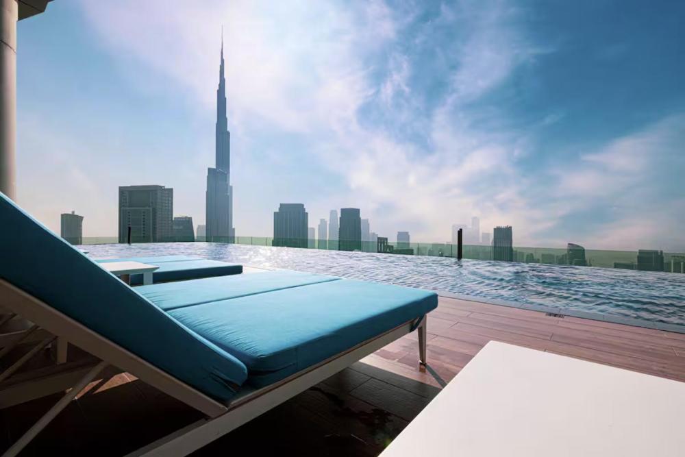 WonderfulStay at Paramount Residences - Highest Infinity Pool - Burj Khalifa View - Brand New Luxury