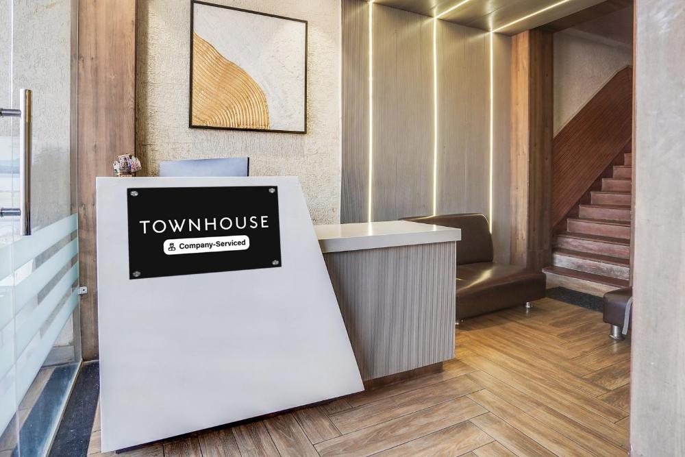 Super Townhouse Arvind Marg Pachamarhi