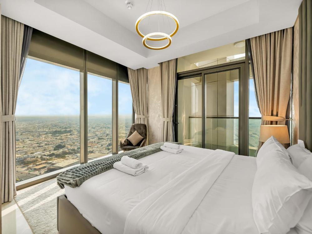 Lux Apartments in BusinessBay, Canal views, Great Location