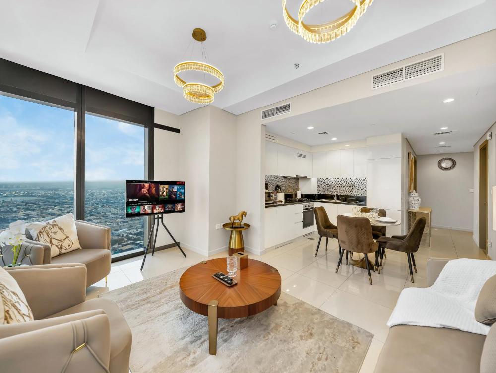 Lux Apartments in BusinessBay, Canal views, Great Location