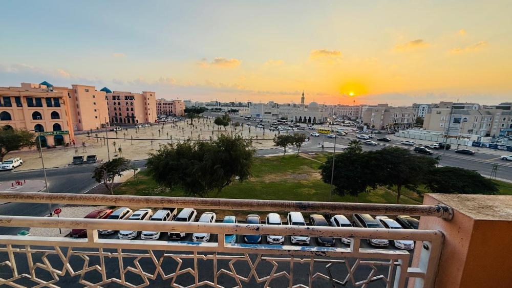 O07 Luxury Furnished Studio Apartment near bus stop Garden view Persia Cluster
