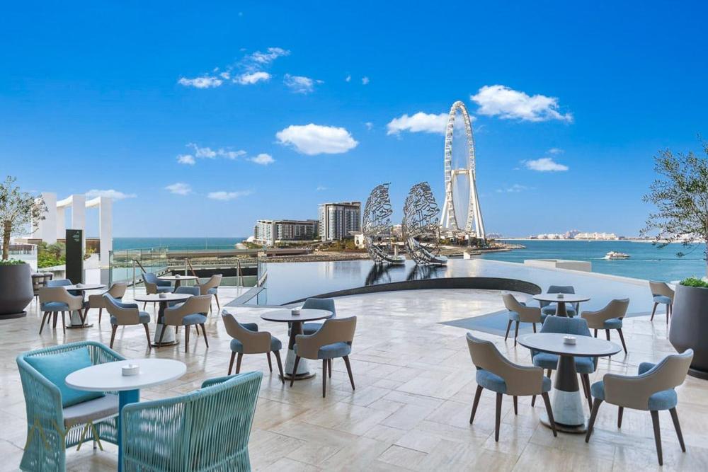 Jumeirah Gate Tower 1 - Stylish Apartment with Pool & City Views By AYA Boutique