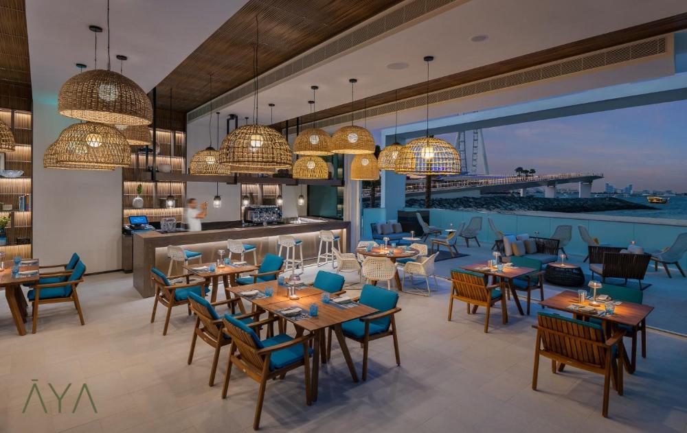 Jumeirah Gate Tower 1 - Stylish Apartment with Pool & City Views By AYA Boutique