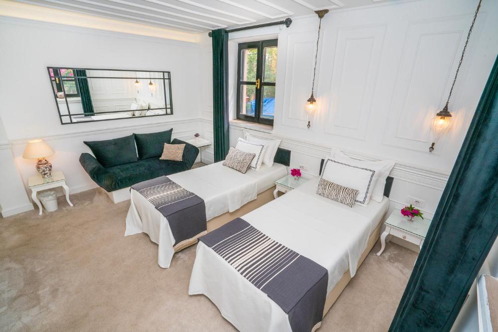 siyah lale otel cunda