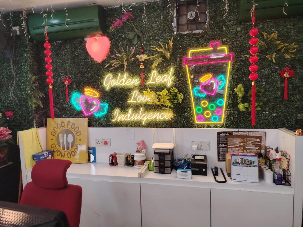 golden leaf boutique hotel