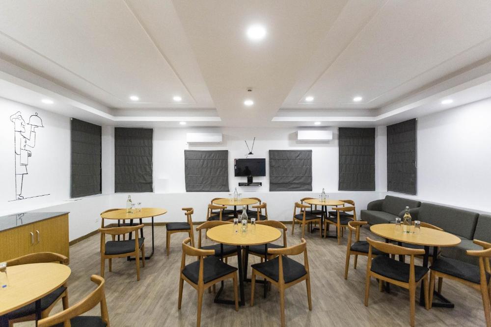 Super Townhouse Habitat New Town Rooms & Party Spaces