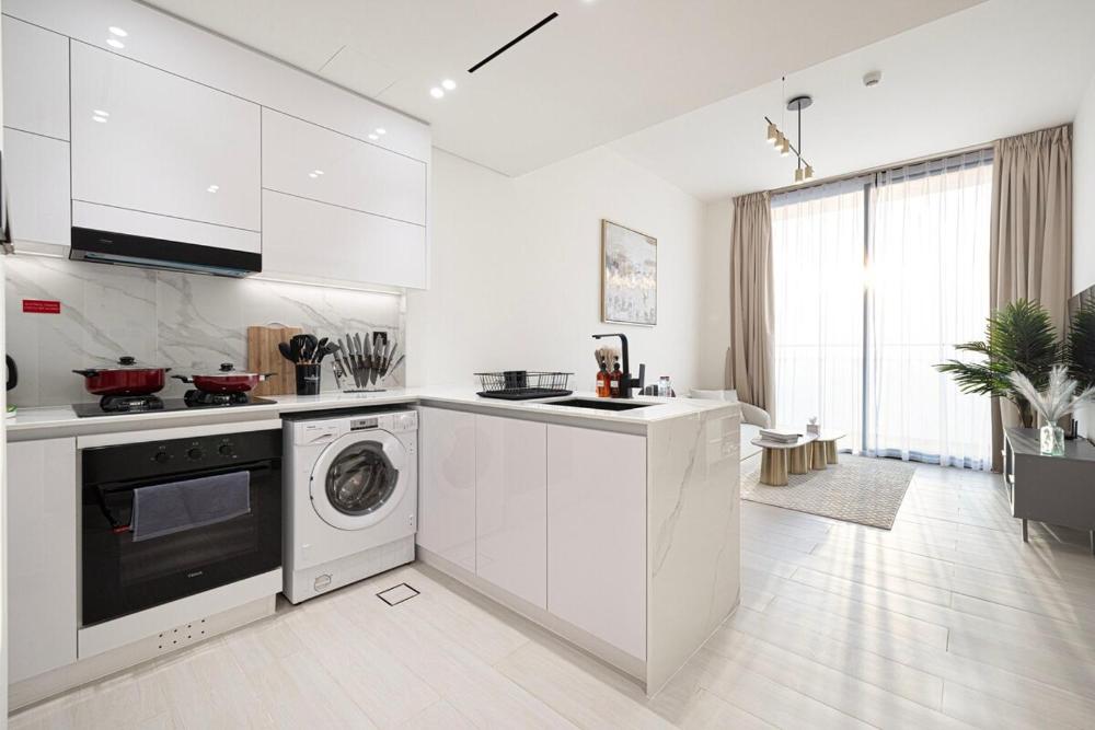 Luxury Brand New 1 BHK Open View