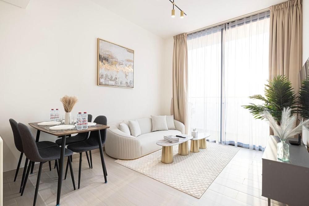 Luxury Brand New 1 BHK Open View