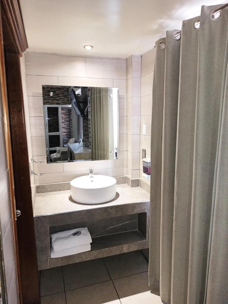 hotel baeza
