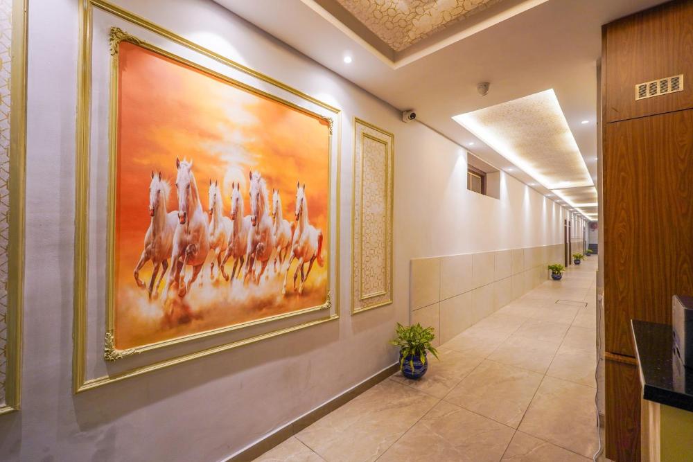 KANHA HOMESTAY & MOTEL