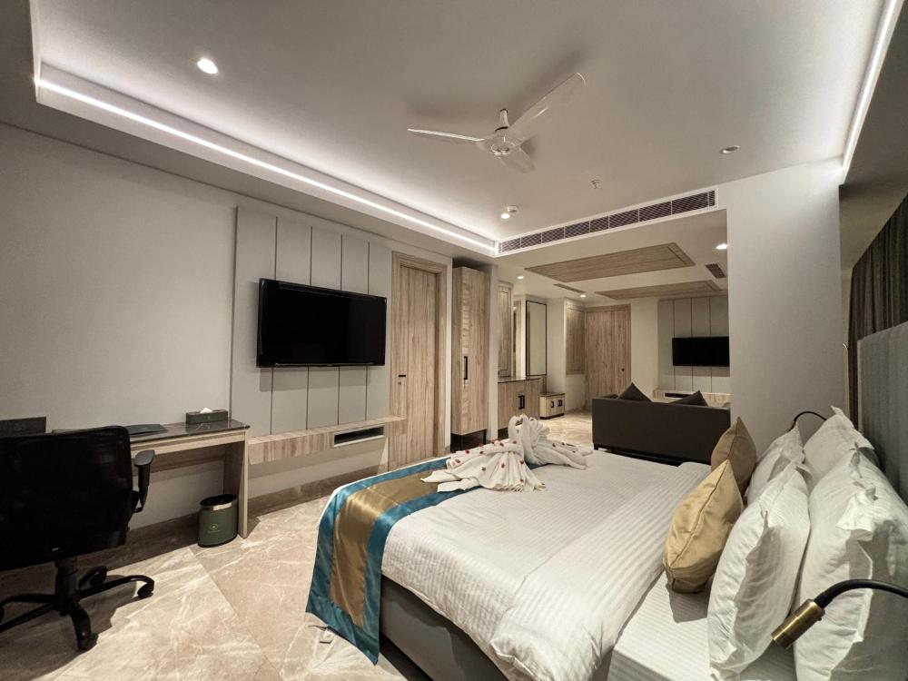 The Eastern Grace Hotel