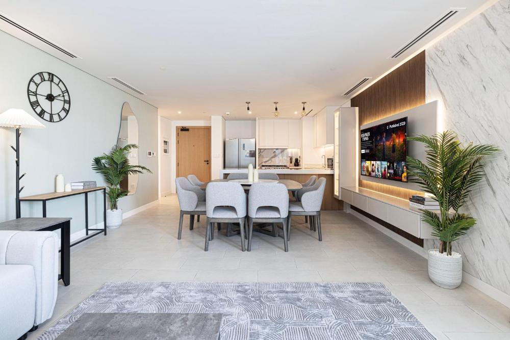 La Vie in JBR! Private Beach! Excellent Apartments!