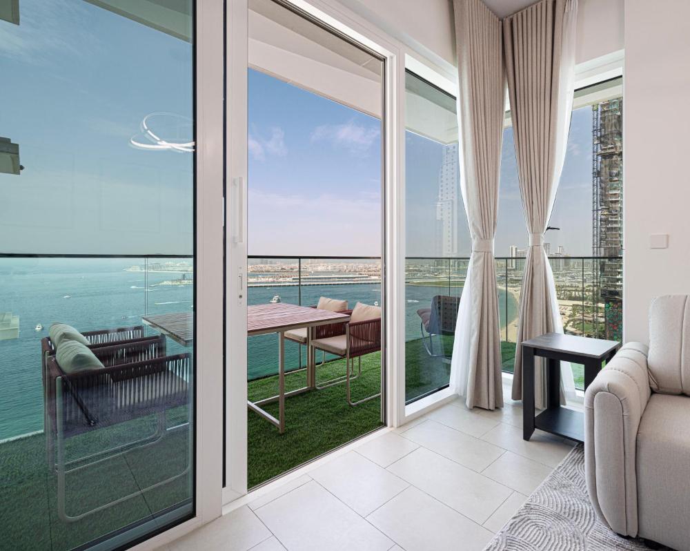 La Vie in JBR! Private Beach! Excellent Apartments!