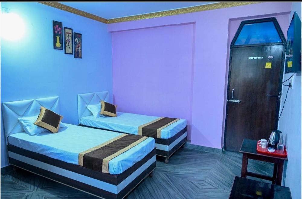 Anand Homestay 