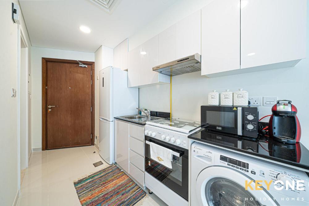 Viridis Residence Cozy Studio Living