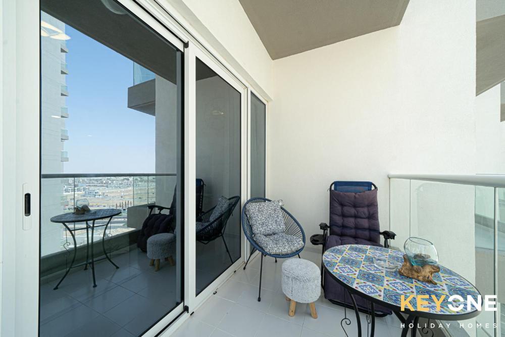 Viridis Residence Cozy Studio Living