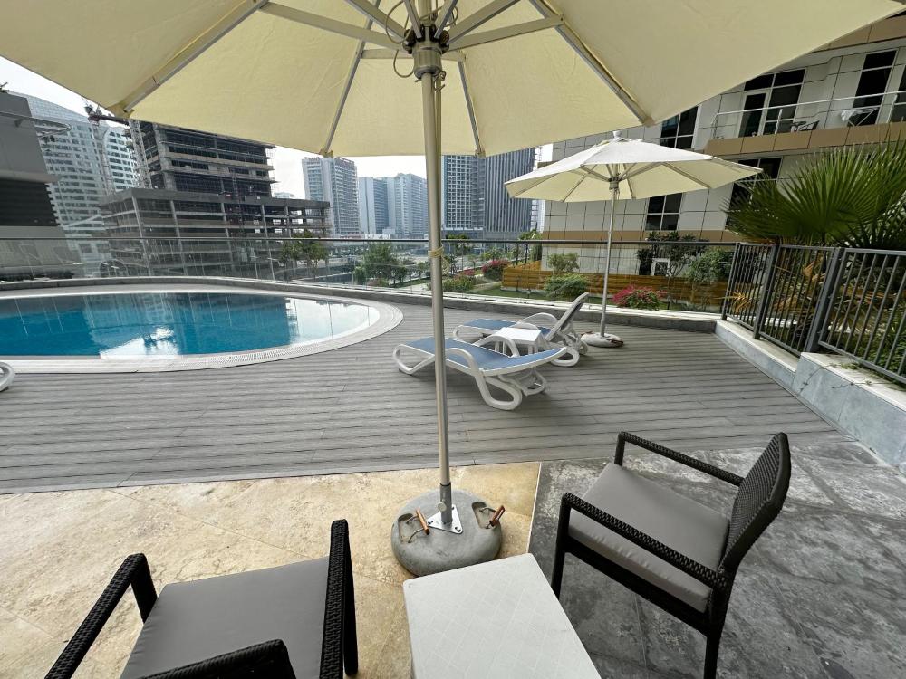 Dunya Tower Luxury and 2 min walk to Dubai Mall and Burj Khalifa in heart of Downtown