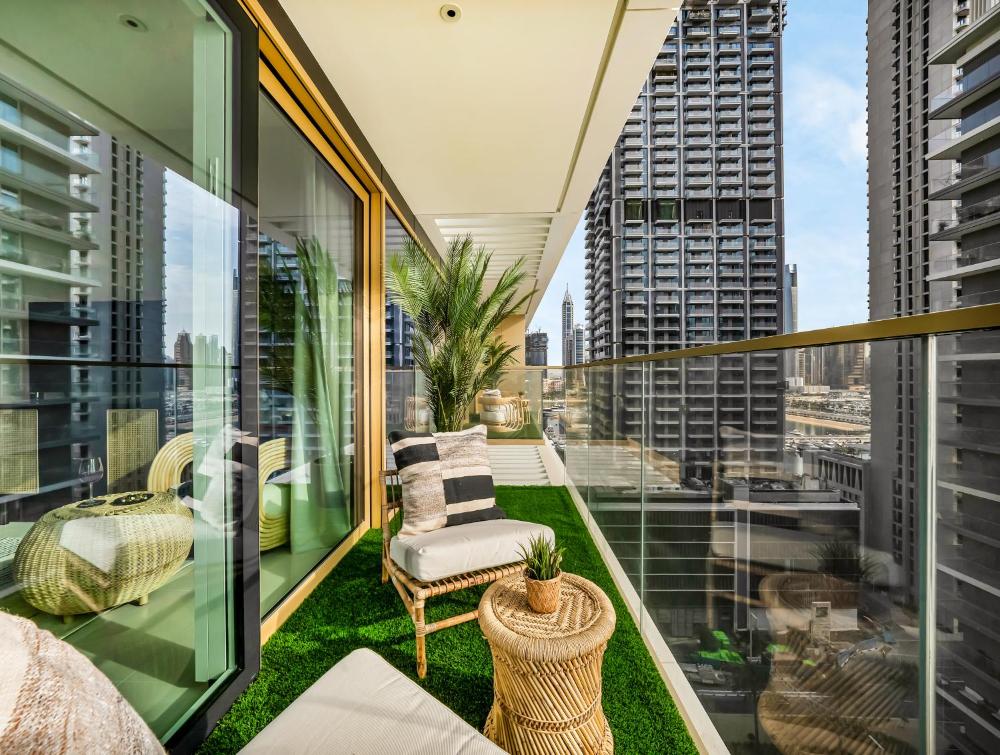Ultra-Luxury 2 Bedroom Beachfront Escape with Sea Views