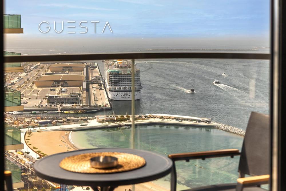 Emaar Beachfront - Marina Vista Tower, Dubai Marina