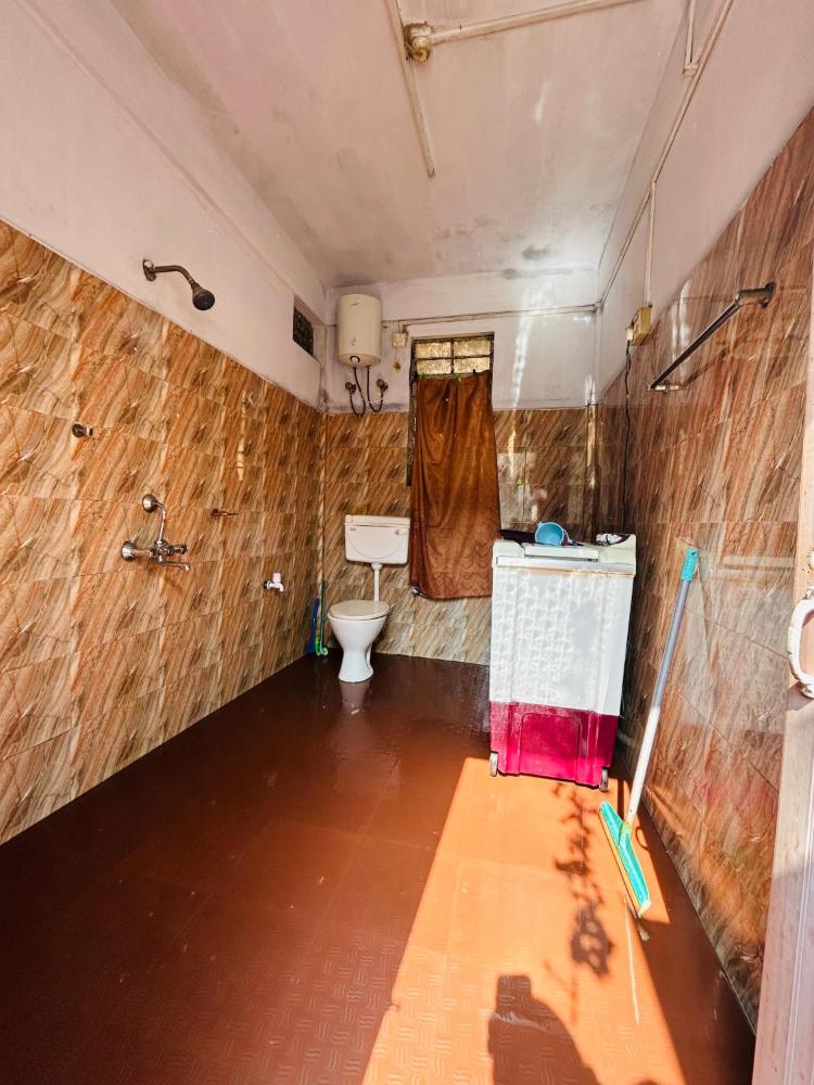 Isabella travellers hostel 
