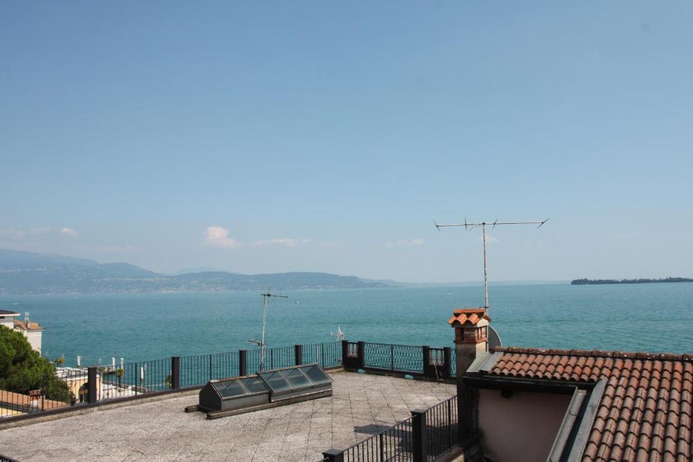 hotel atelier gardone riviera and beach