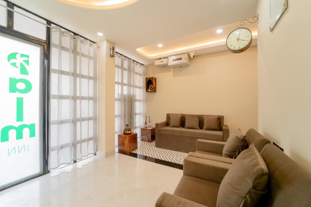 Palm Hotel Mansarovar