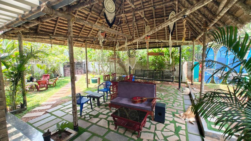 Sky's Surf Hostel