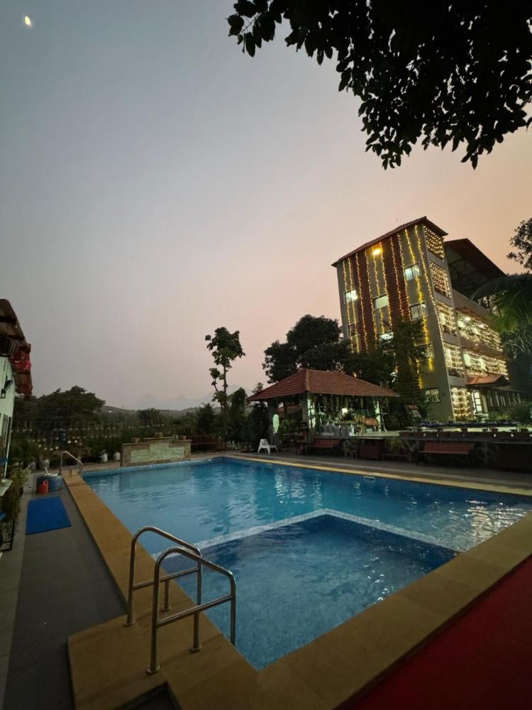 Arav Resort