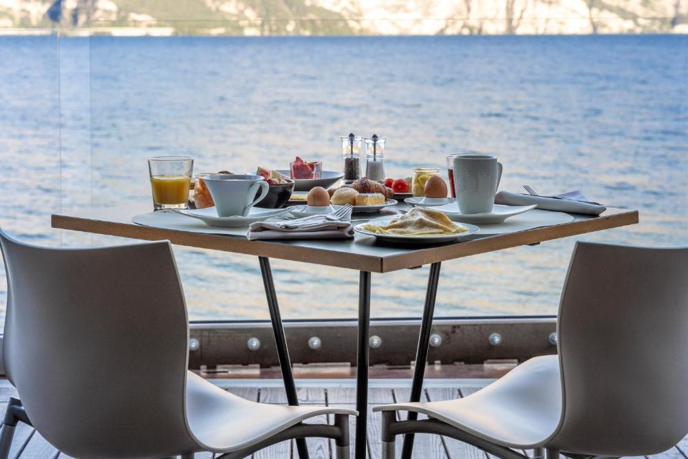 ambienthotel primaluna