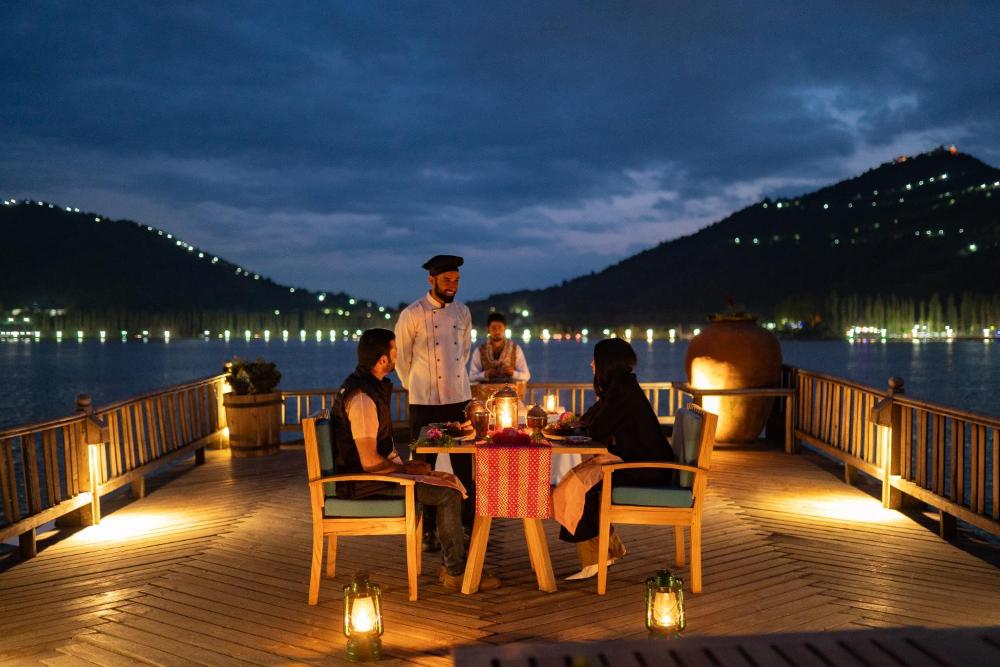 Sukoon Houseboat Kashmir