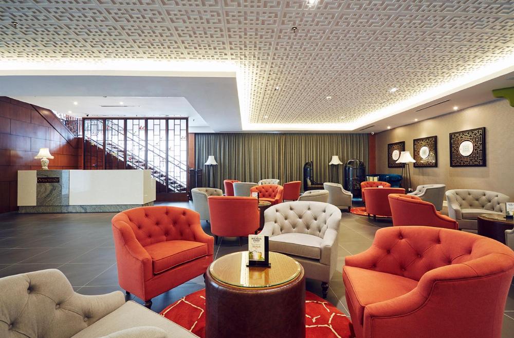 에스타디아 호텔 (Estadia Hotel)