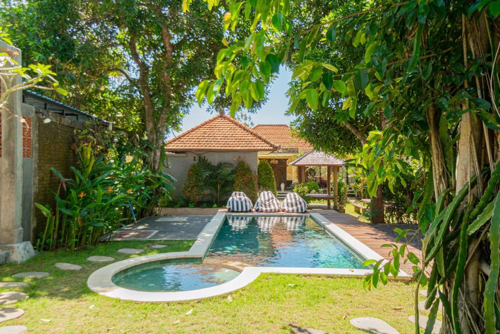 uluwatu village house