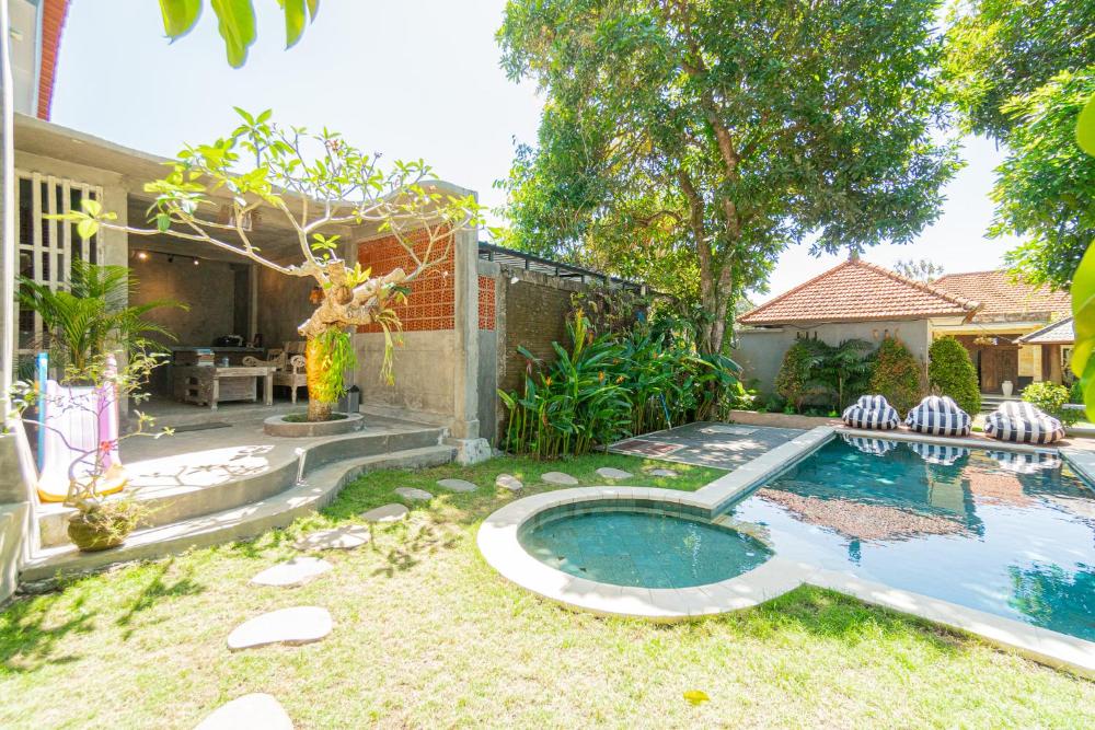 uluwatu village house