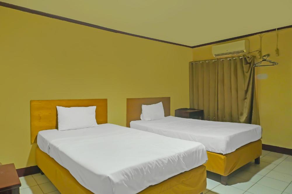 spot on 92458 azeela kost syariah