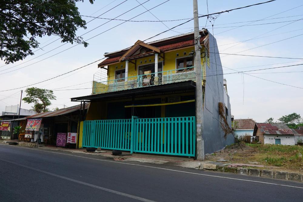 spot on 92665 yoko kost syariah