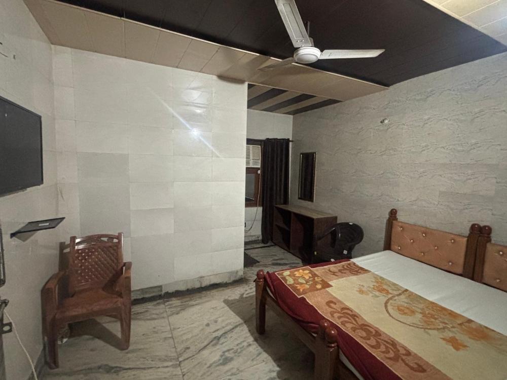 Subhadra guest house 