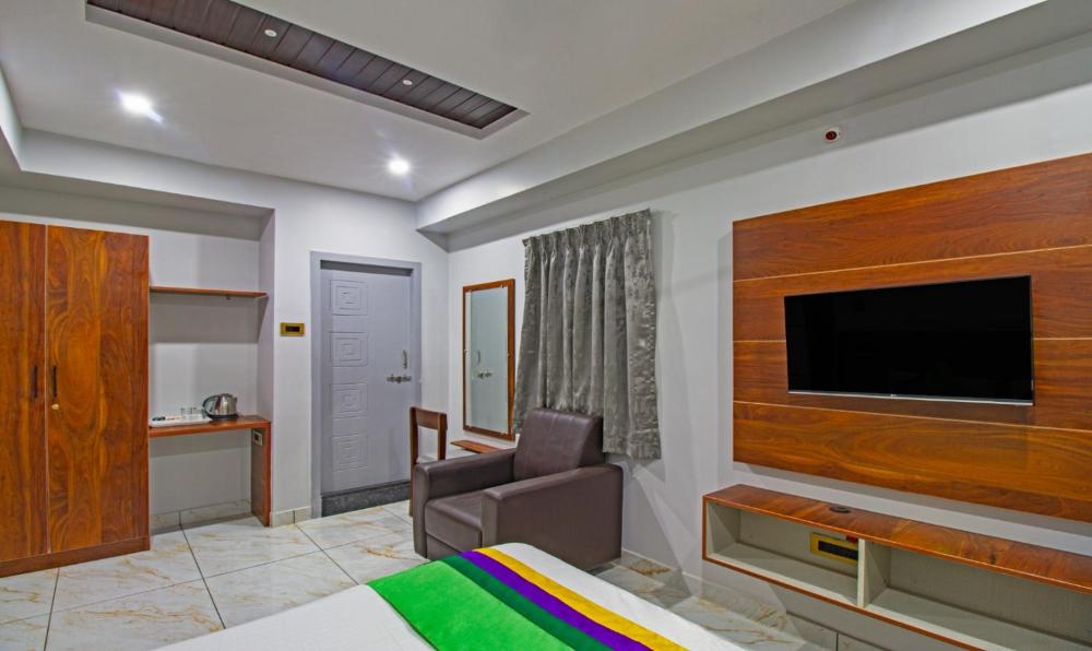 Hotel Abhi Suites